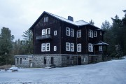 Bečov nad Teplou, alpská vila Komtesa